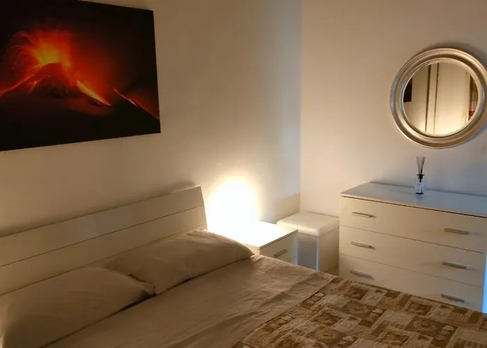 Апартаменты Vghouse Катания